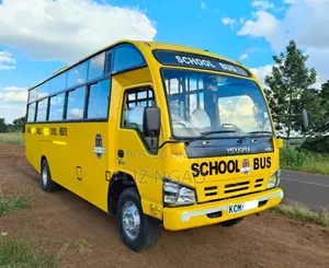 Isuzu NQR 2016 Yellow