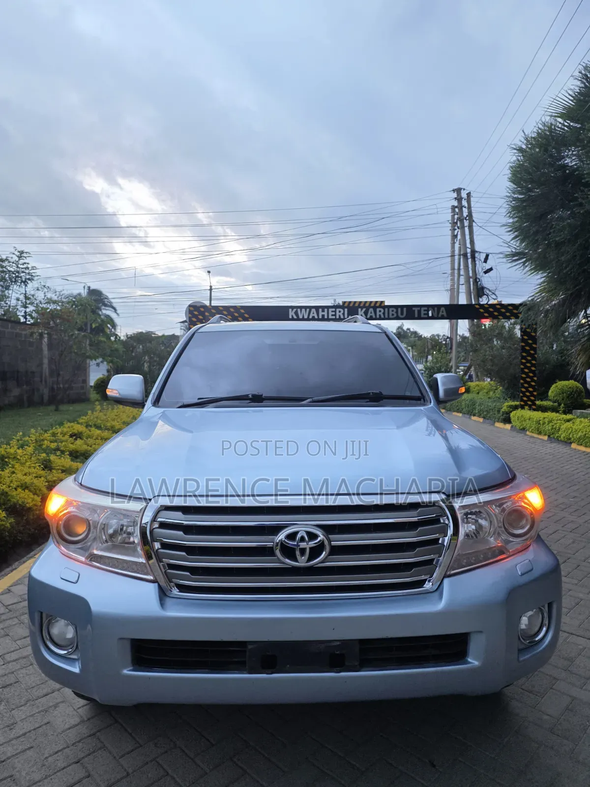 Toyota Land Cruiser 2012 Blue