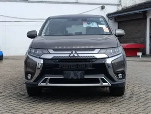 Mitsubishi Outlander 2019 Brown
