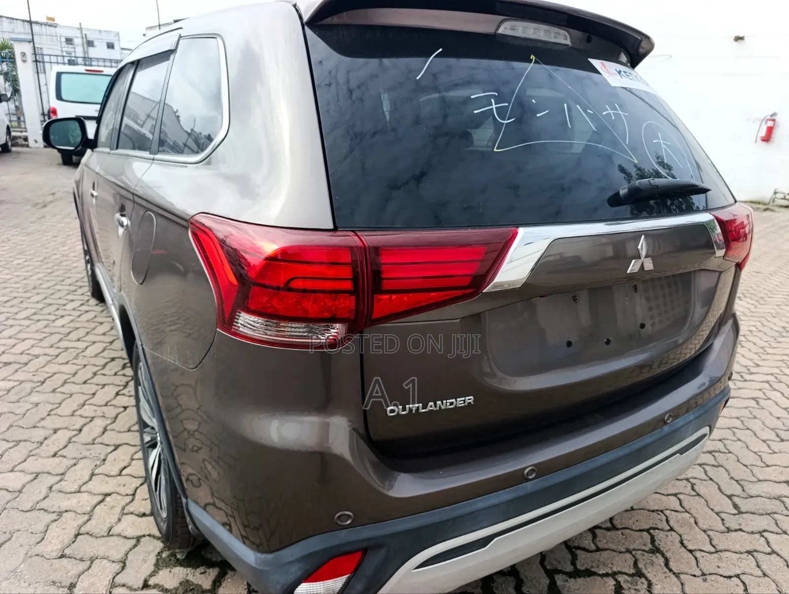 Mitsubishi Outlander 2019 Brown