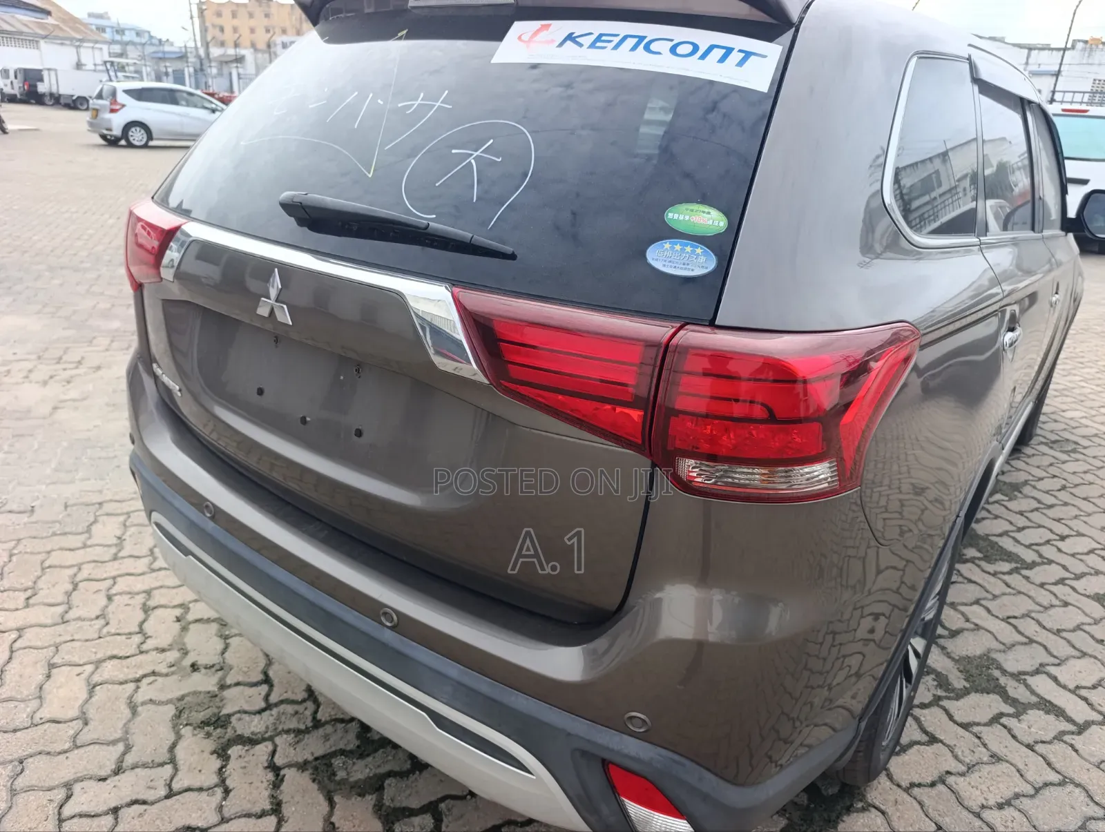 Mitsubishi Outlander 2019 Brown