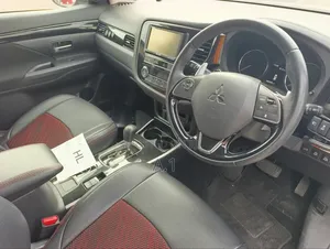 Mitsubishi Outlander 2019 Brown