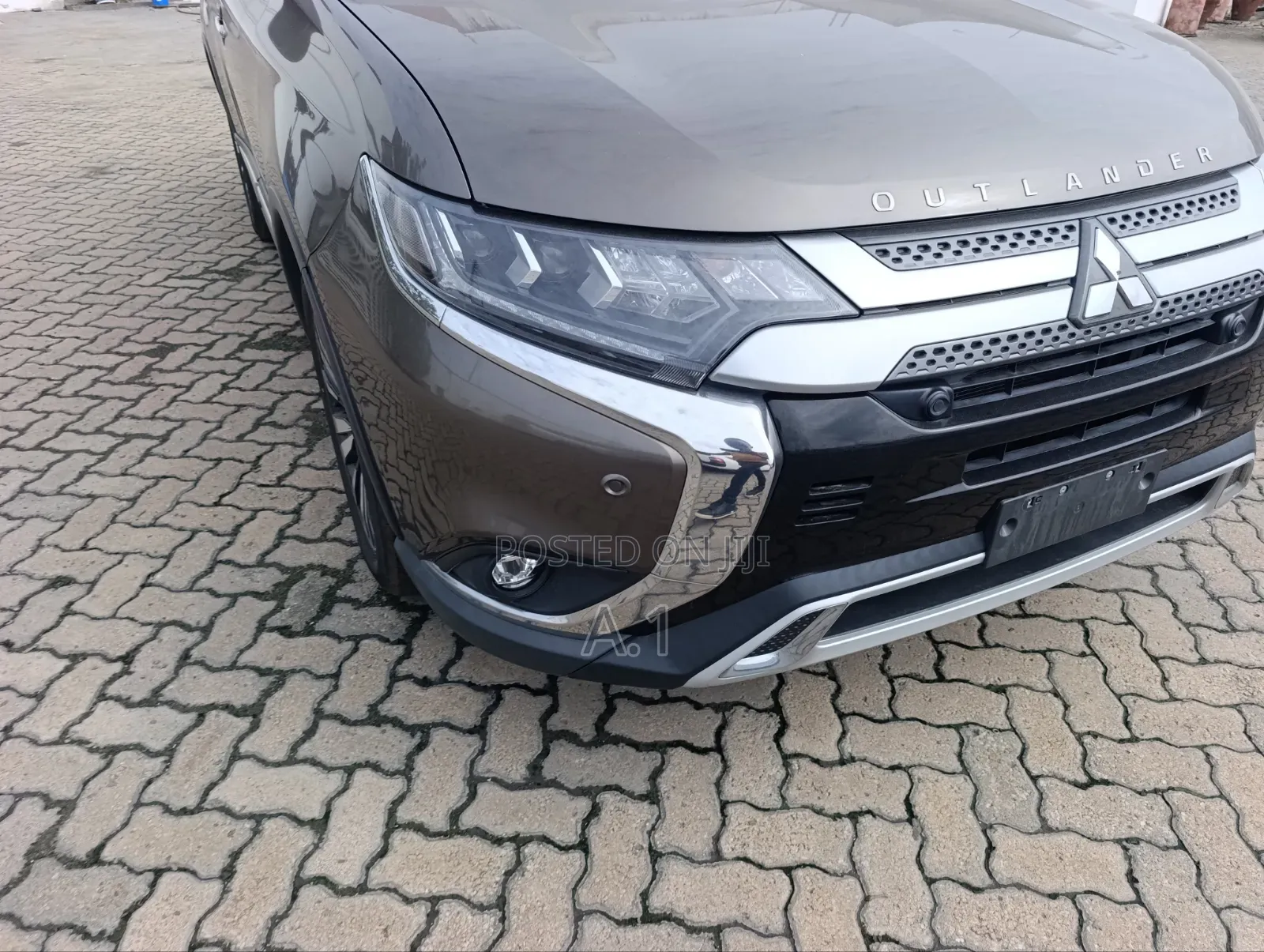 Mitsubishi Outlander 2019 Brown