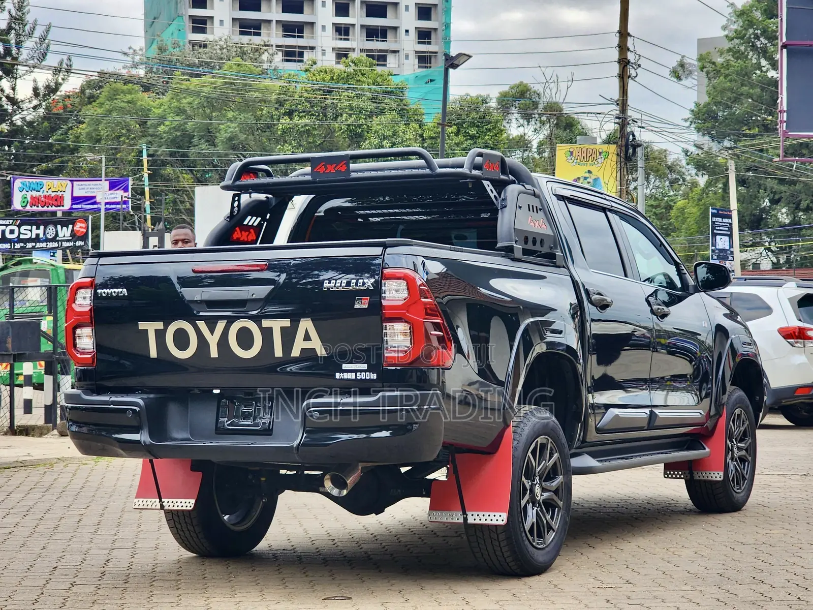 Toyota Hilux 2022 Black