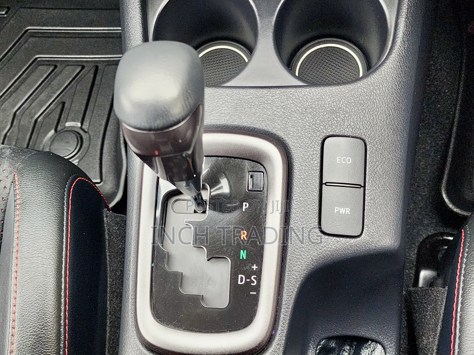 Toyota Hilux 2022 Black