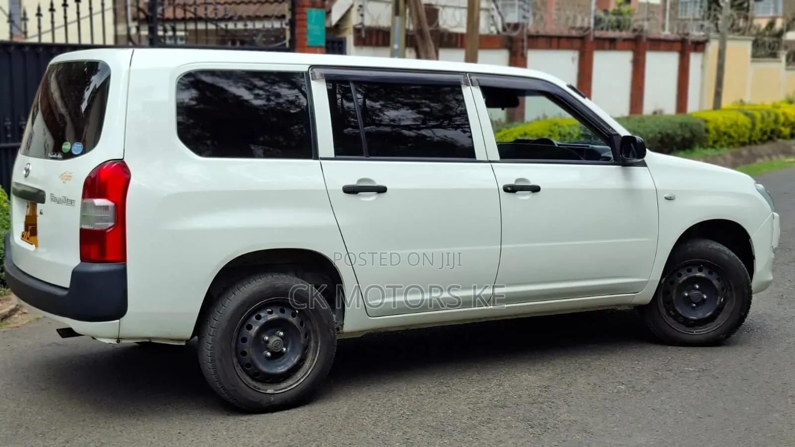 Toyota Probox 1.5 F 2WD 2018 White