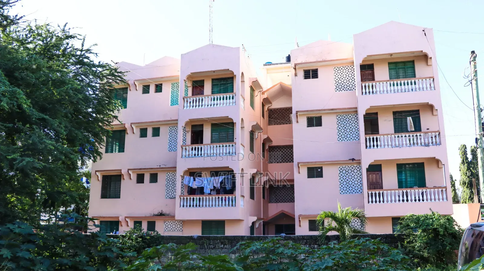 20bdrm Block of Flats in Mtwapa for sale