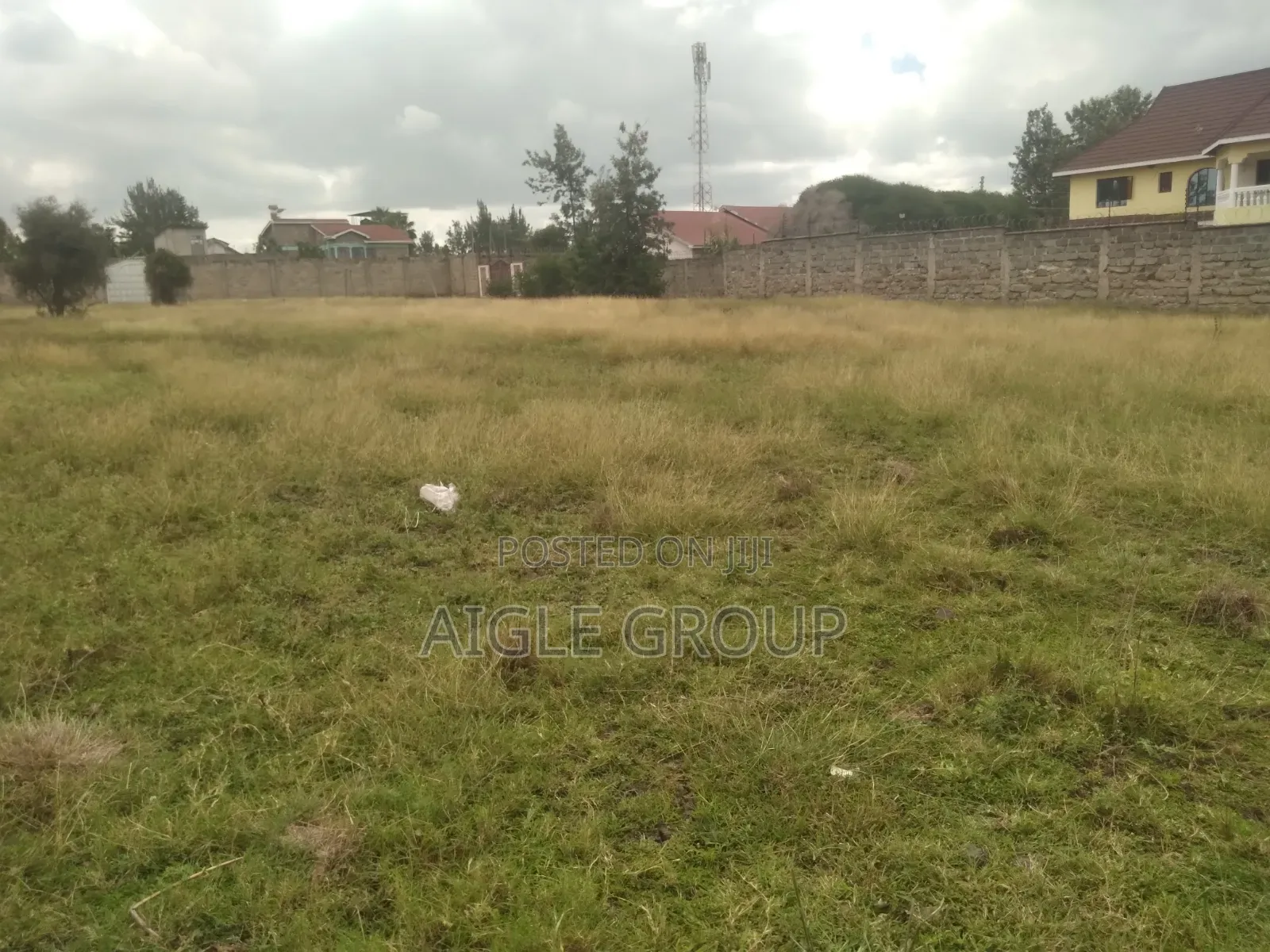 Half Acre Commercial Prime 1⁄4 Plot on Sale! Total Benedicta.