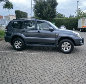 Toyota Land Cruiser Prado 3.4 5dr 2004 Gray