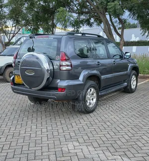 Toyota Land Cruiser Prado 3.4 5dr 2004 Gray