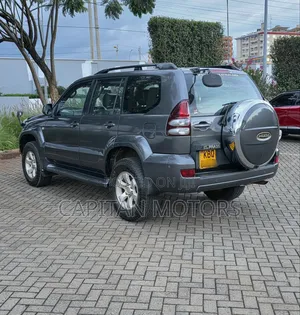 Toyota Land Cruiser Prado 3.4 5dr 2004 Gray
