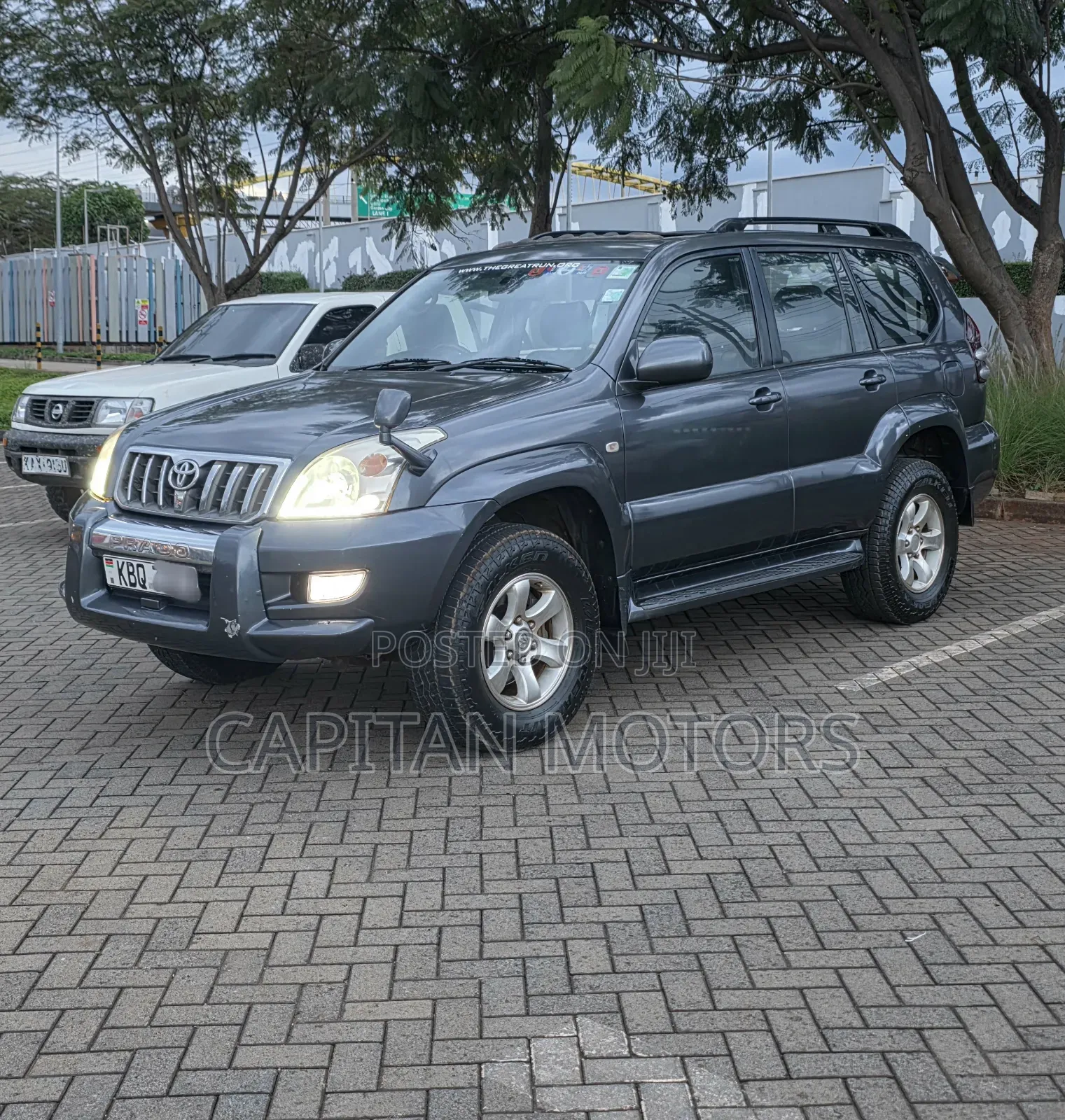 Toyota Land Cruiser Prado 3.4 5dr 2004 Gray