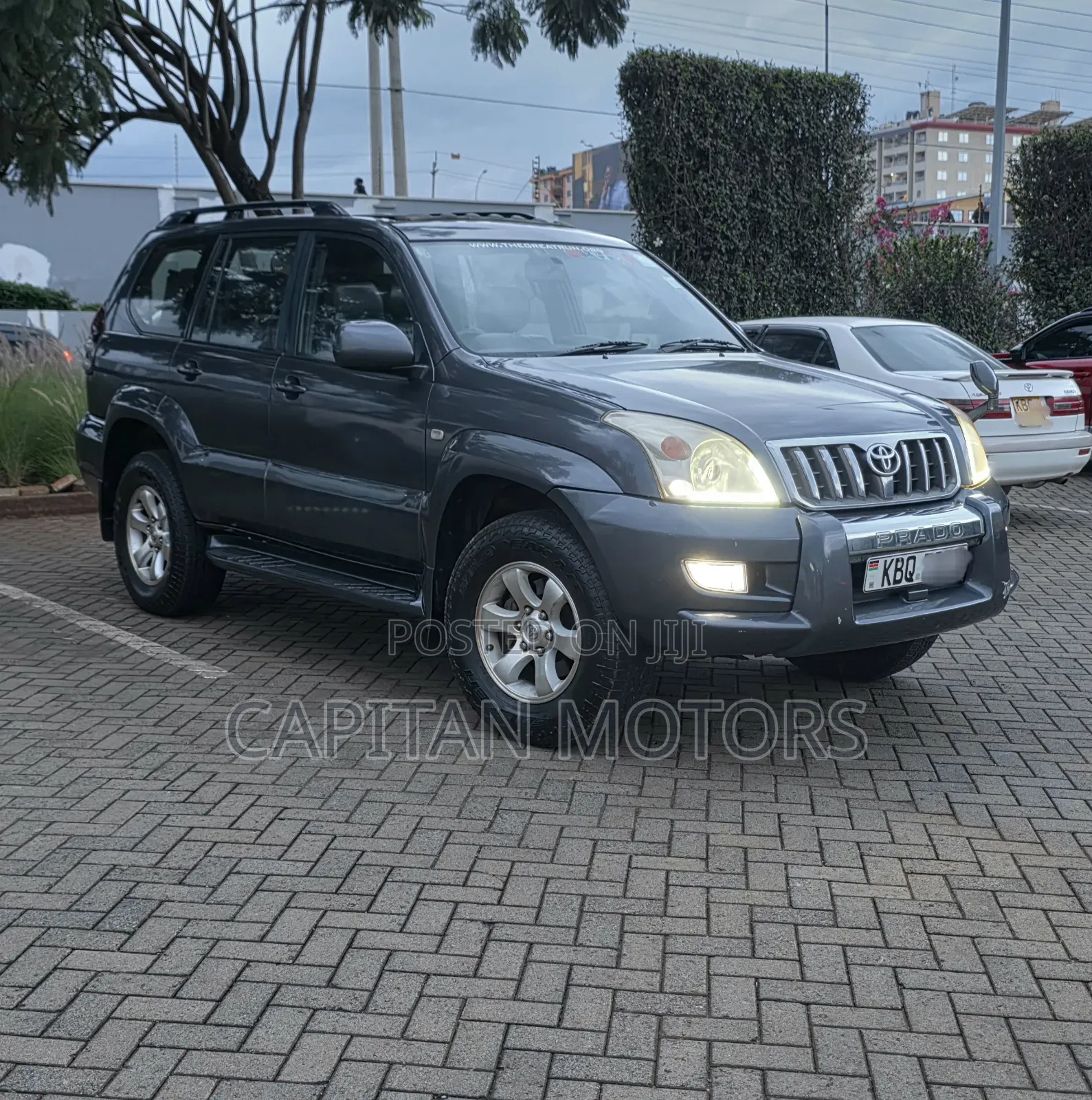 Toyota Land Cruiser Prado 3.4 5dr 2004 Gray