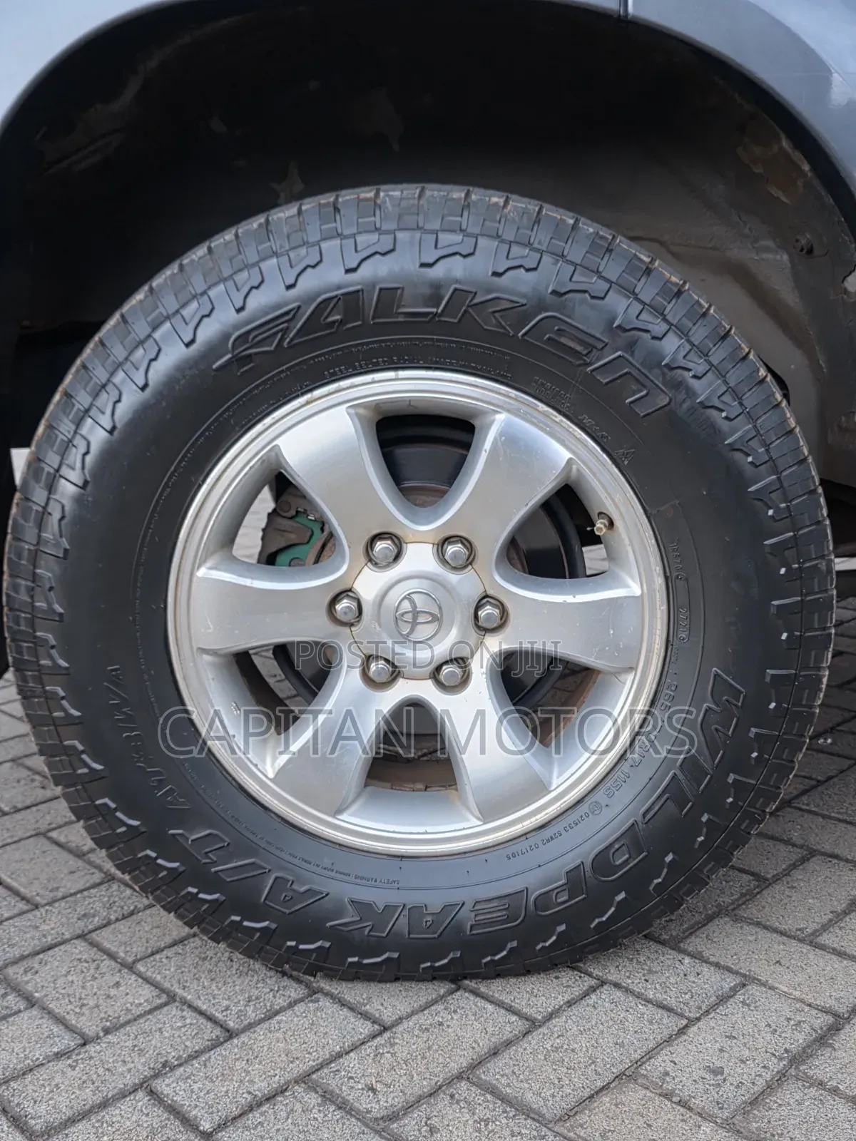 Toyota Land Cruiser Prado 3.4 5dr 2004 Gray