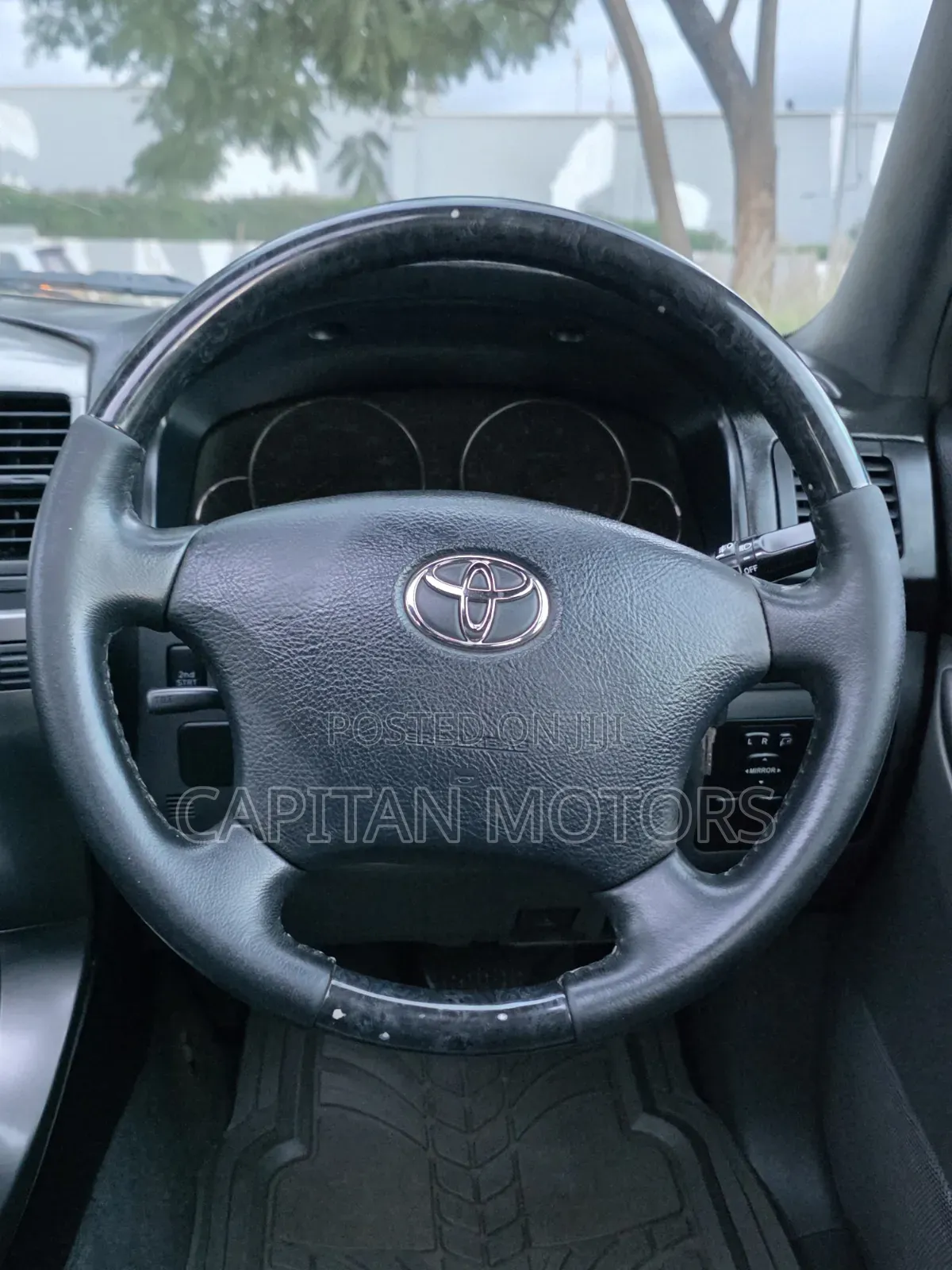 Toyota Land Cruiser Prado 3.4 5dr 2004 Gray
