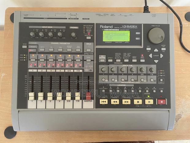 Roland vs-840ex Studio Digital