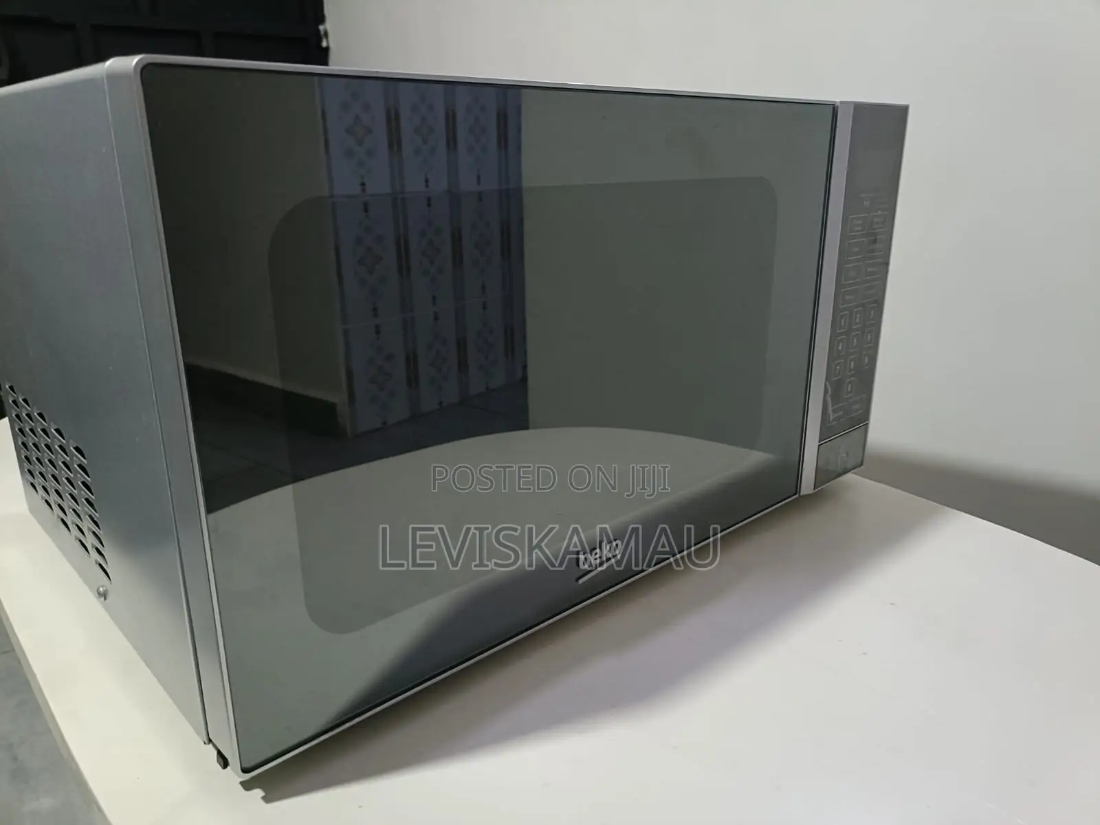 Beko Digital Microwave Oven (20–25 L)
