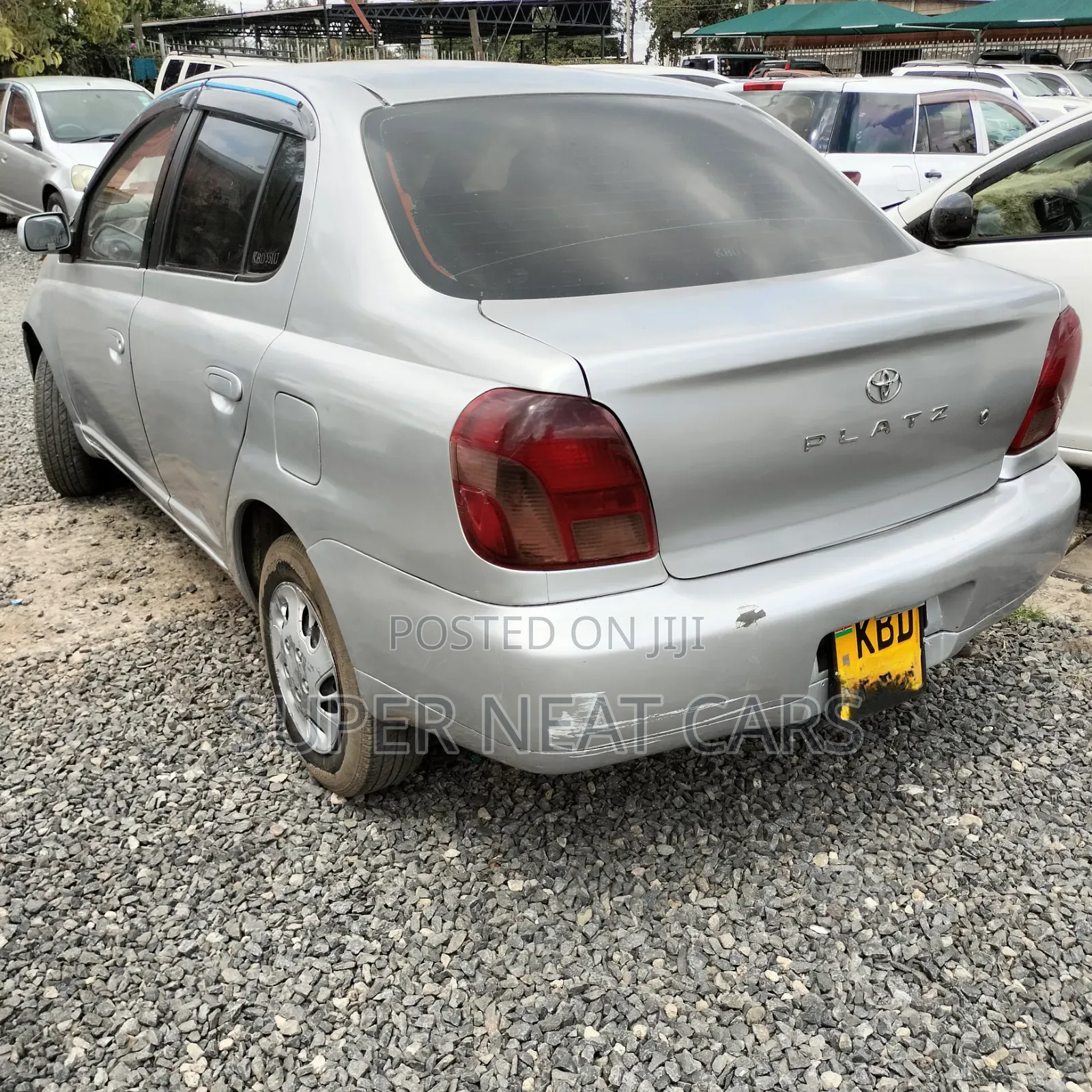 Toyota Platz 2001 Silver