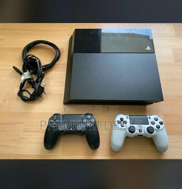Grade G Ps4 STD Chipped With 10games.