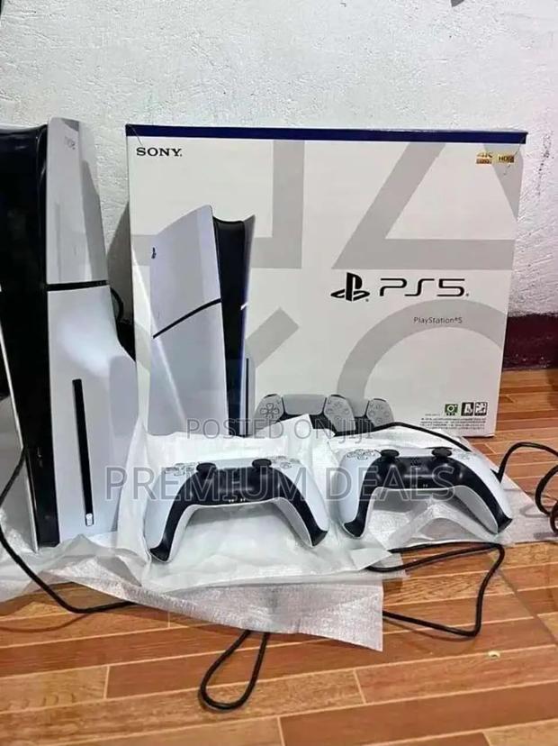Just Like New Ps5 Slim With Two Controllers and Warranty.