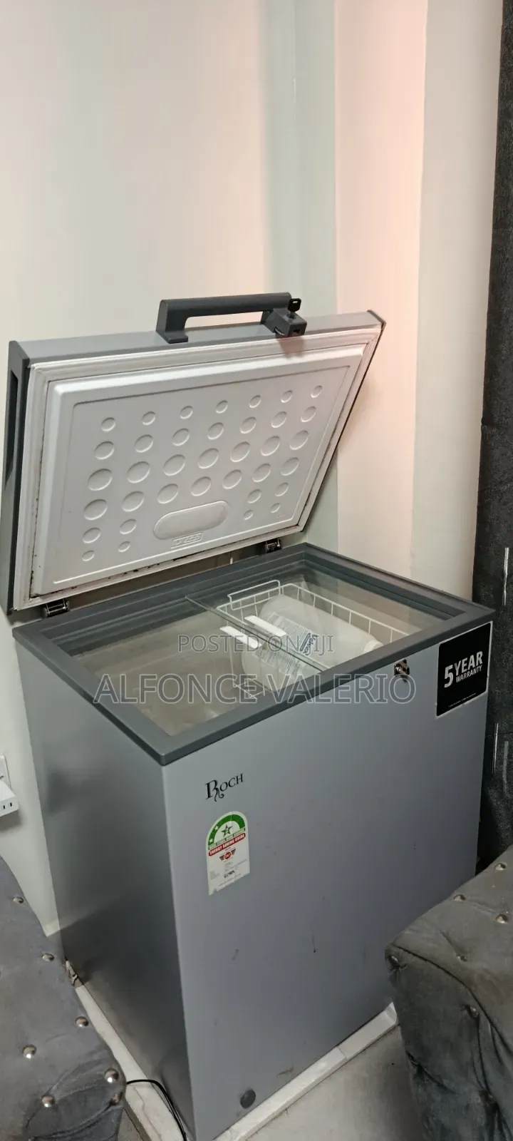Roch Chest Freezer 200ltrs