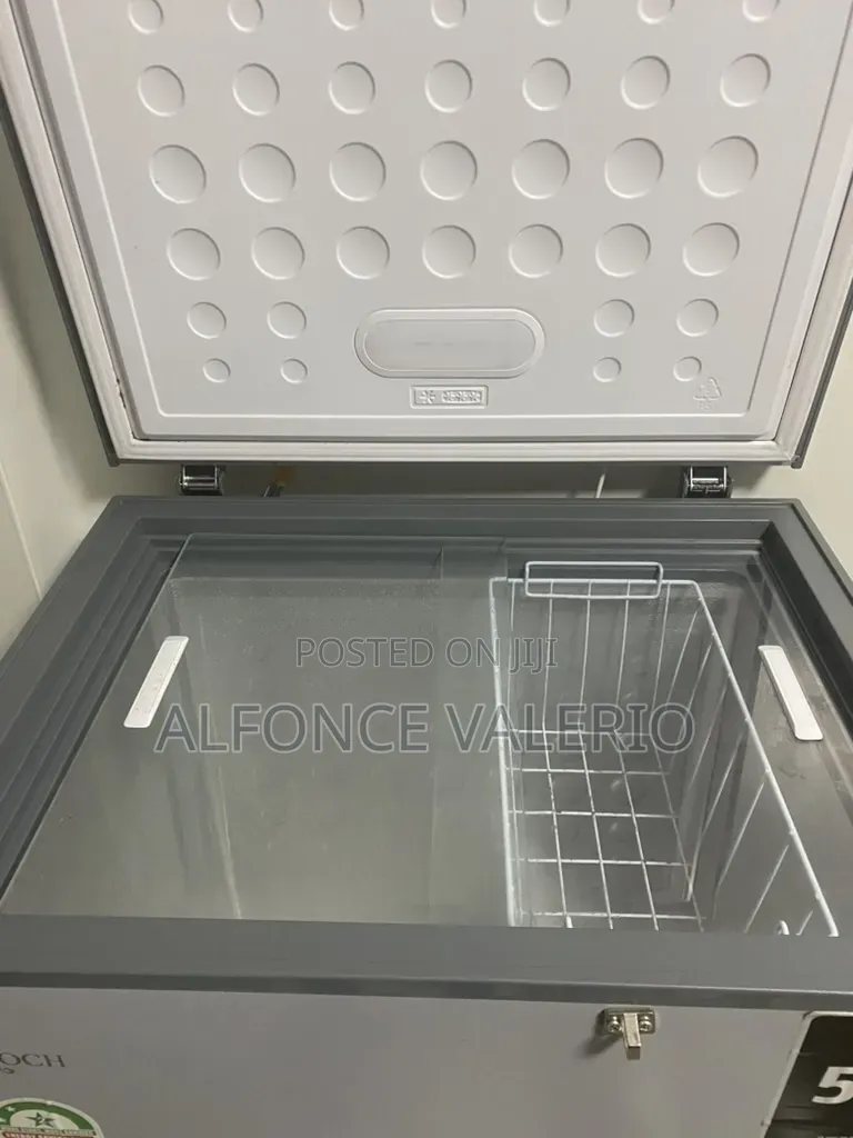 Roch Chest Freezer 200ltrs