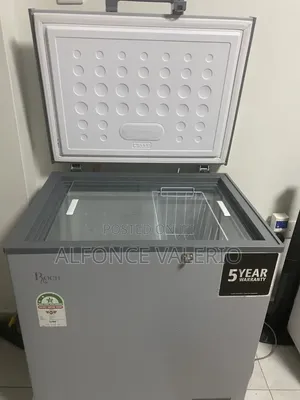 Roch Chest Freezer 200ltrs