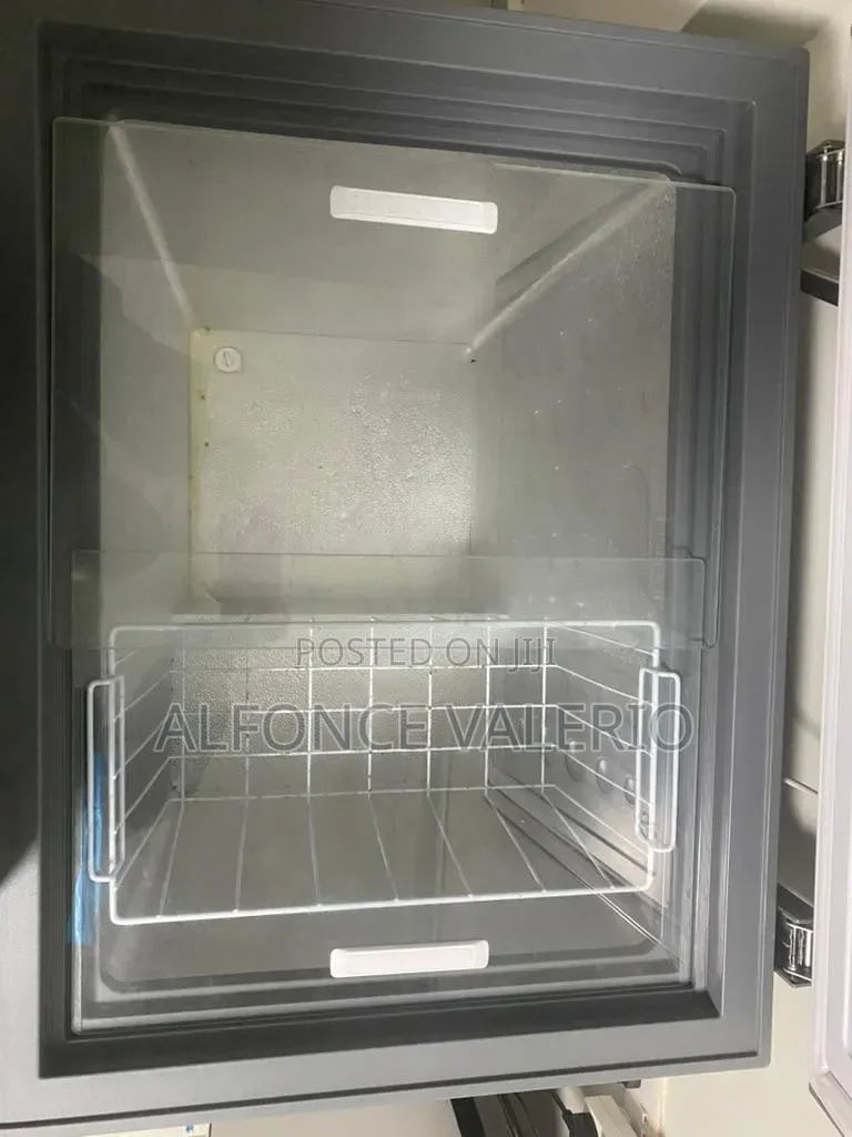 Roch Chest Freezer 200ltrs