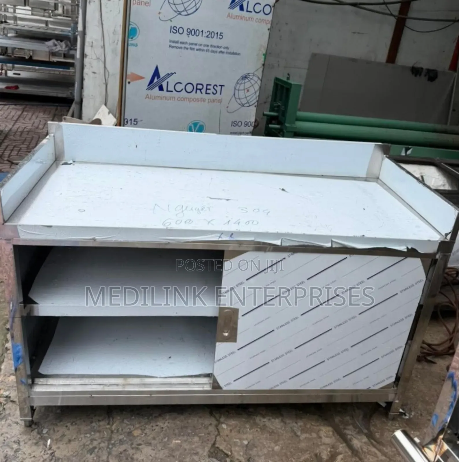SLCHR Ss 316 Commercial Kitchen Storage Cabinet