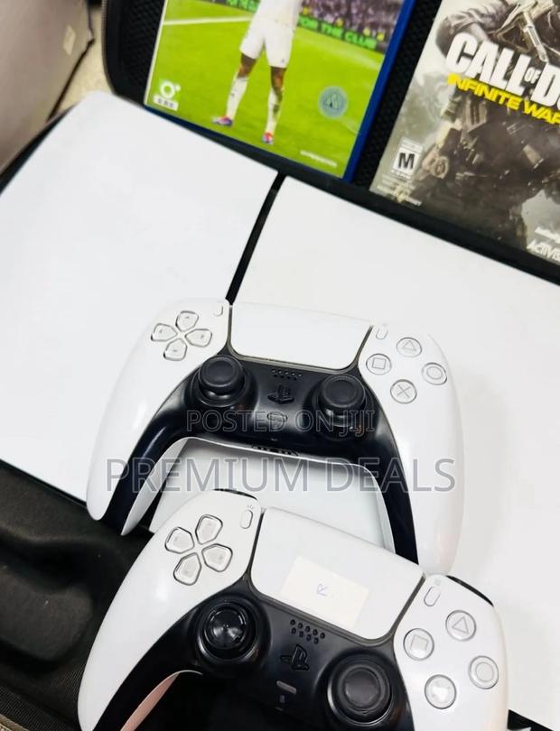 Baggaged Ps5 Slim Two Controllers Some Games. - thumbnail 3
