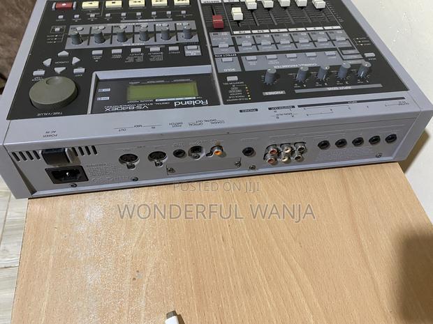 Roland vs-840ex Studio Digital - thumbnail 2