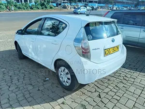 Toyota Aqua 2014 White