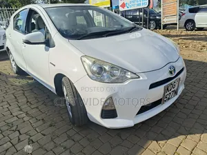 Toyota Aqua 2014 White