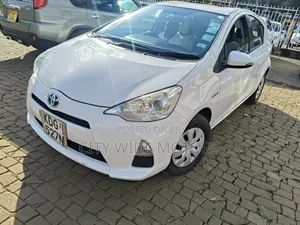 Toyota Aqua 2014 White
