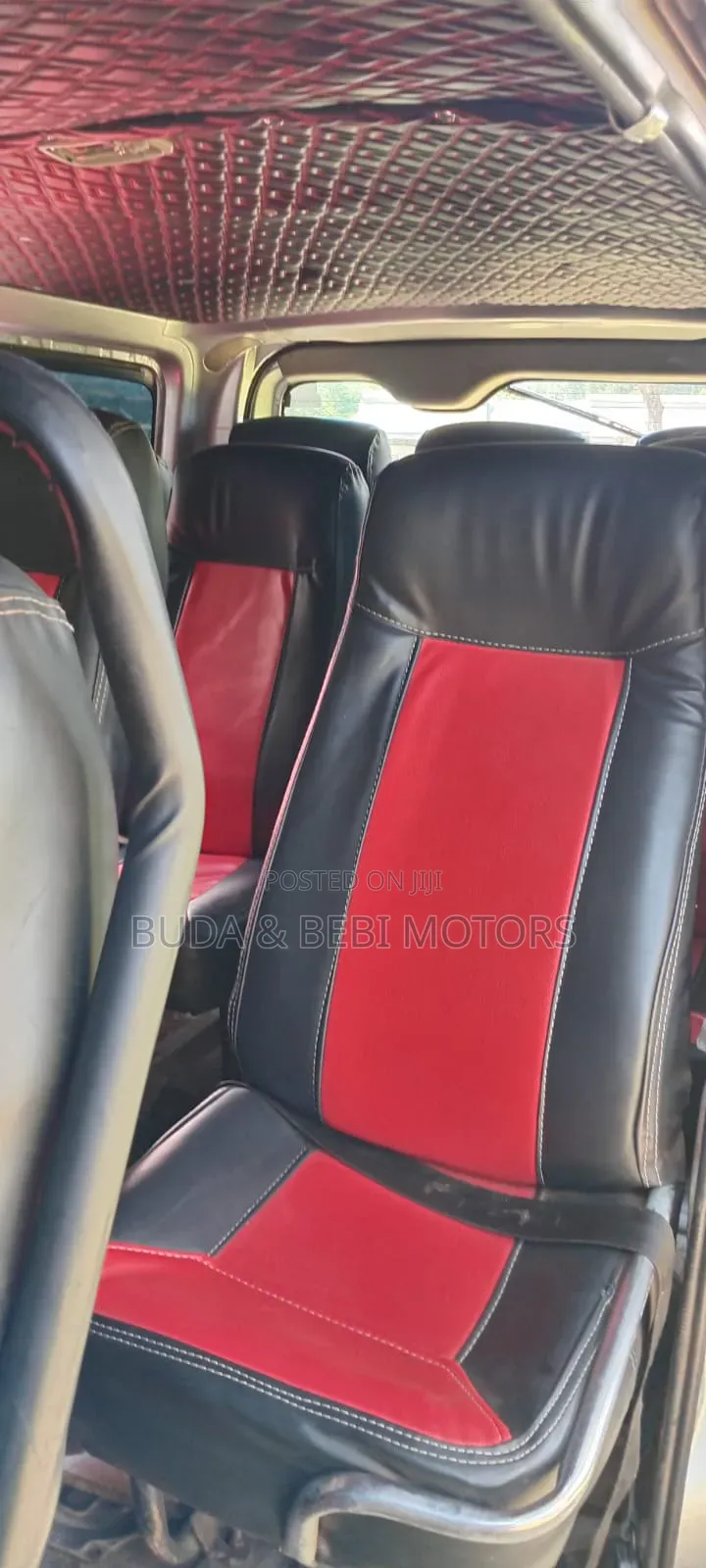 Toyota HiAce 2012 Silver