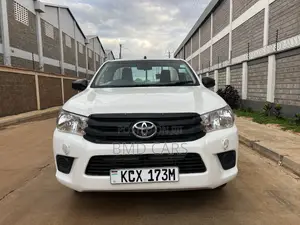 Toyota Hilux Revo Single Cab Deisel 2.4 RWD 2018 White