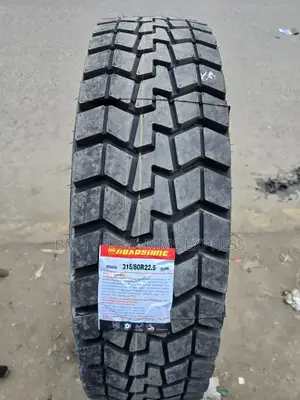 315 /80 R22. 5 Roadshine Tires (Diff)