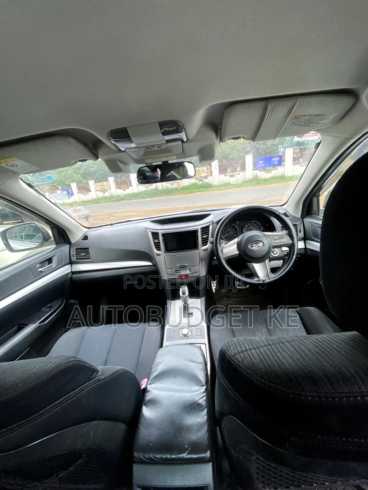 Subaru Legacy 2.5i 2013 White