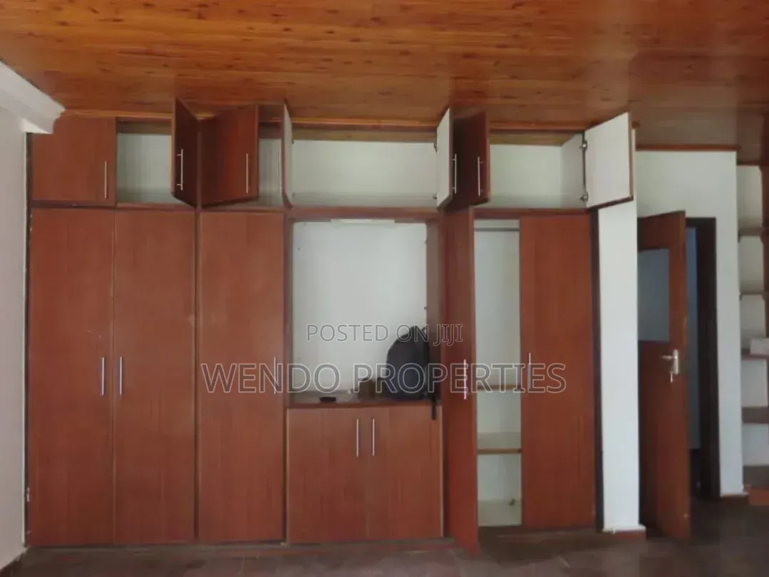 4bdrm Bungalow in Karen C for rent