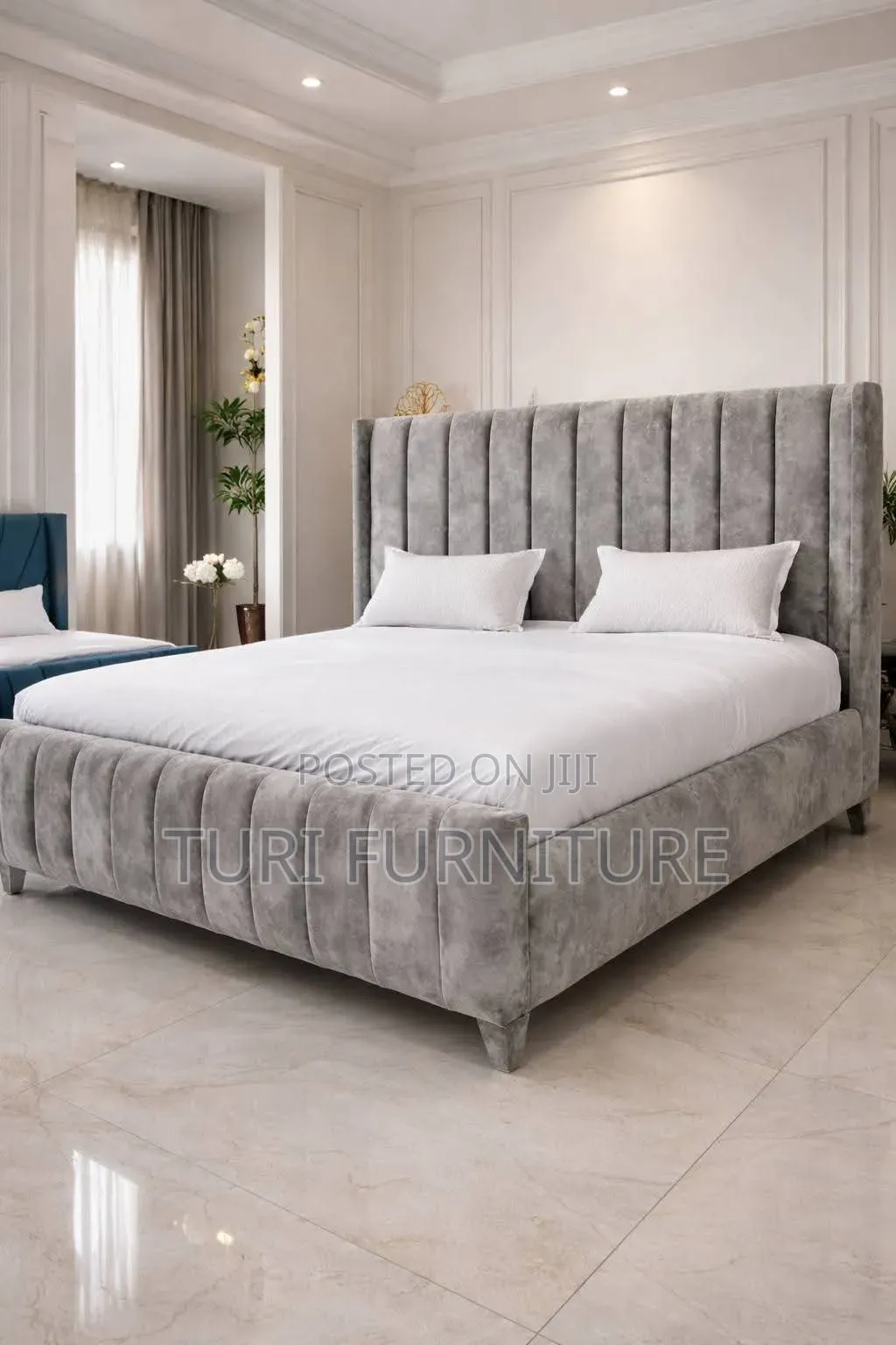Tinted Grey Bed Tie