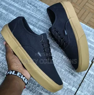 Black and Brown Unisex Vans Shoes Sizes 38 to 45