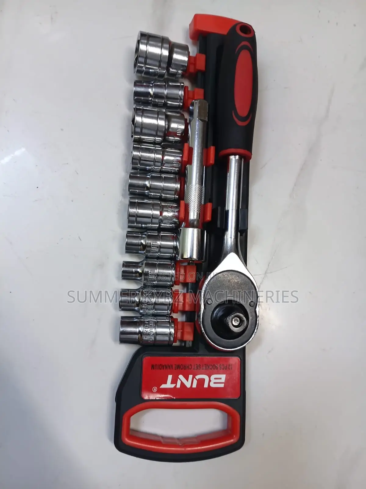 Bunt 12-Piece Chrome Vanadium Socket Set