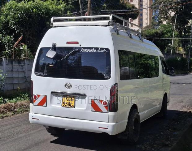 Toyota HiAce 2009 White - thumbnail 6