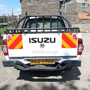 Isuzu D-MAX 2011 White