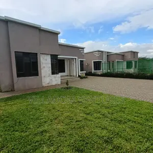 3bdrm Townhouse/Terrace in Nakuru Town East for sale