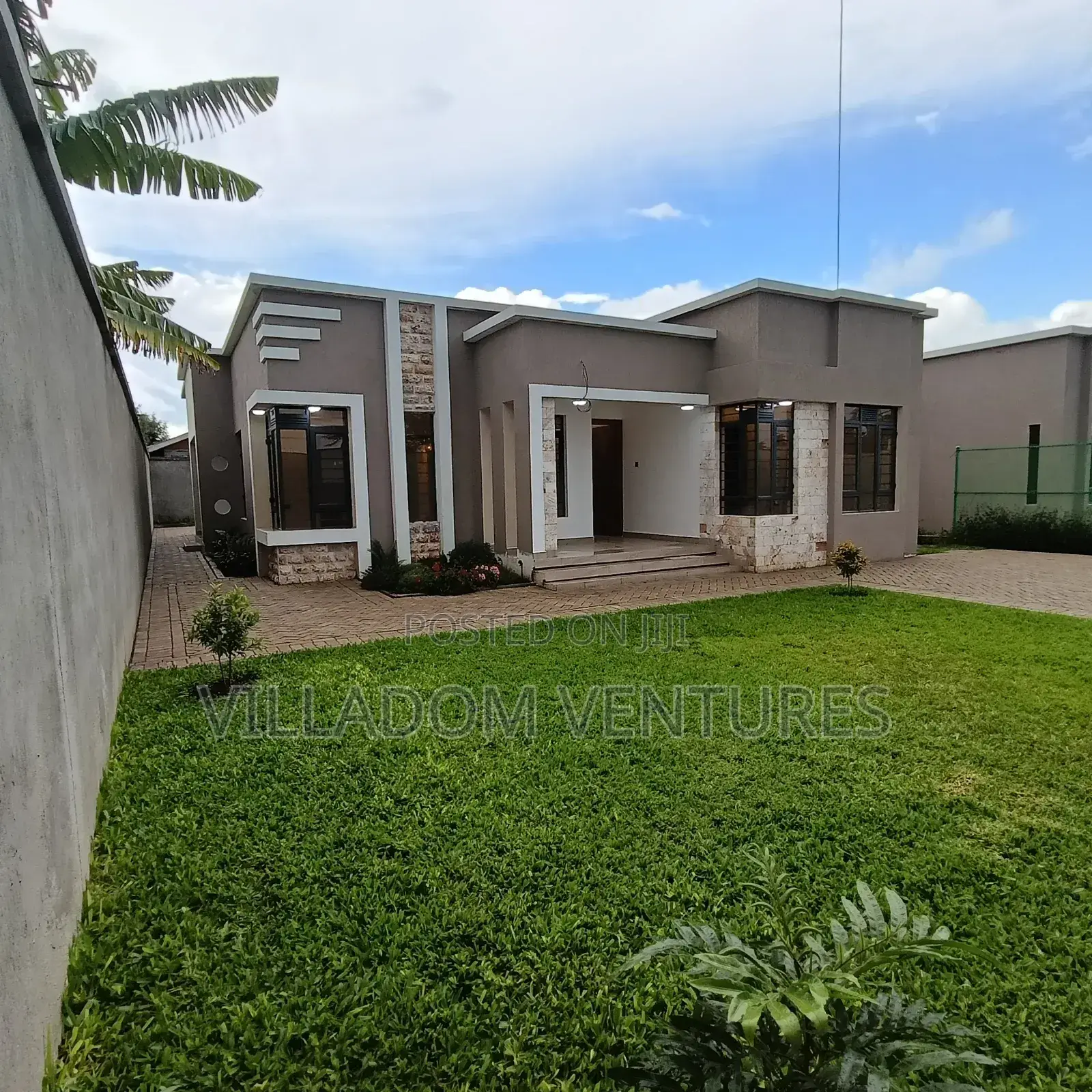 3bdrm Townhouse/Terrace in Nakuru Town East for sale