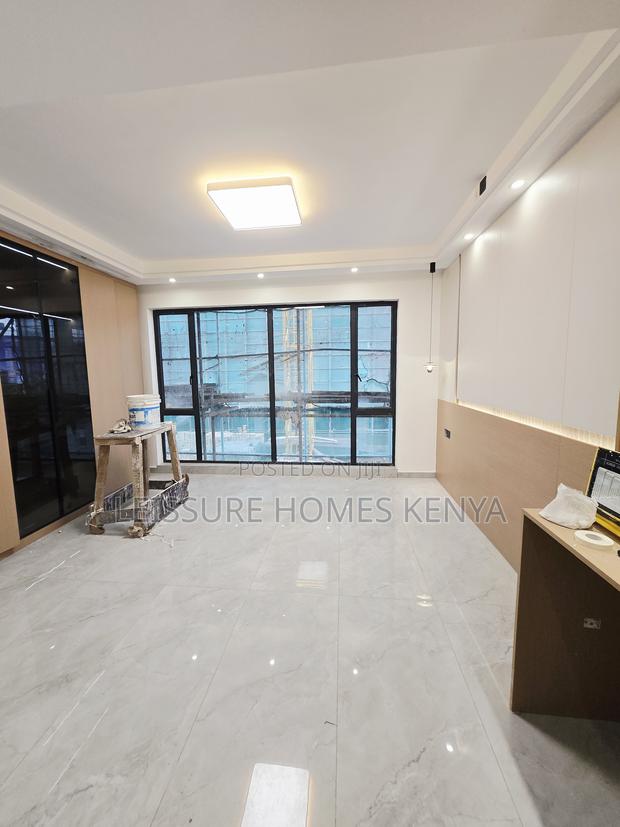 Studio Apartment in Spring Valley for sale - thumbnail 2