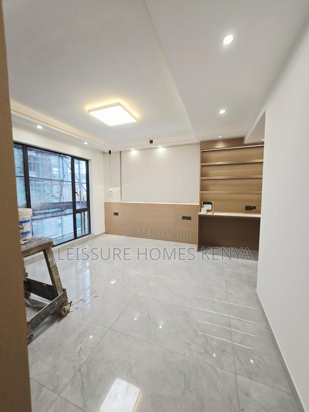 Studio Apartment in Spring Valley for sale - thumbnail 4