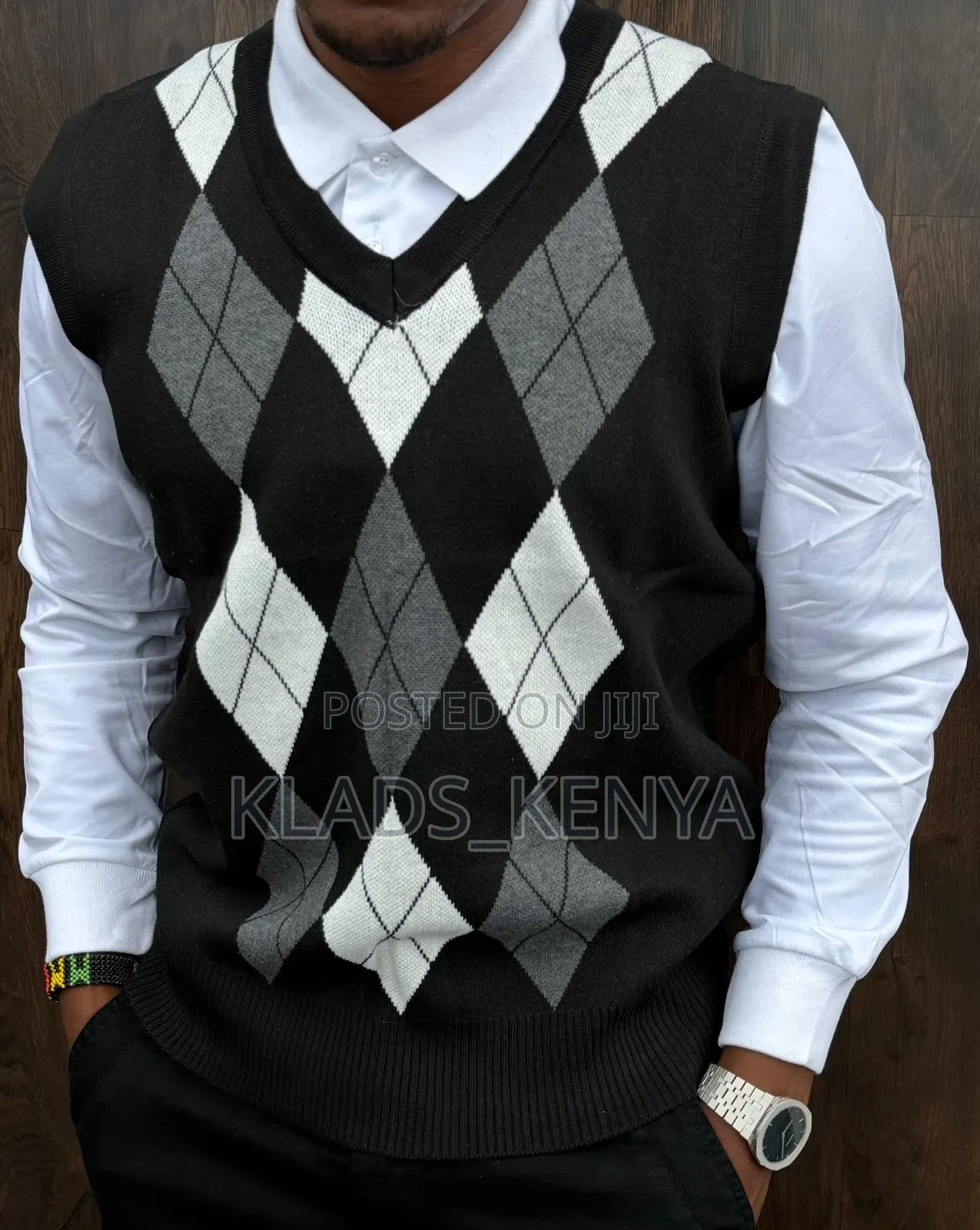 Half Wollen Official Sweaters