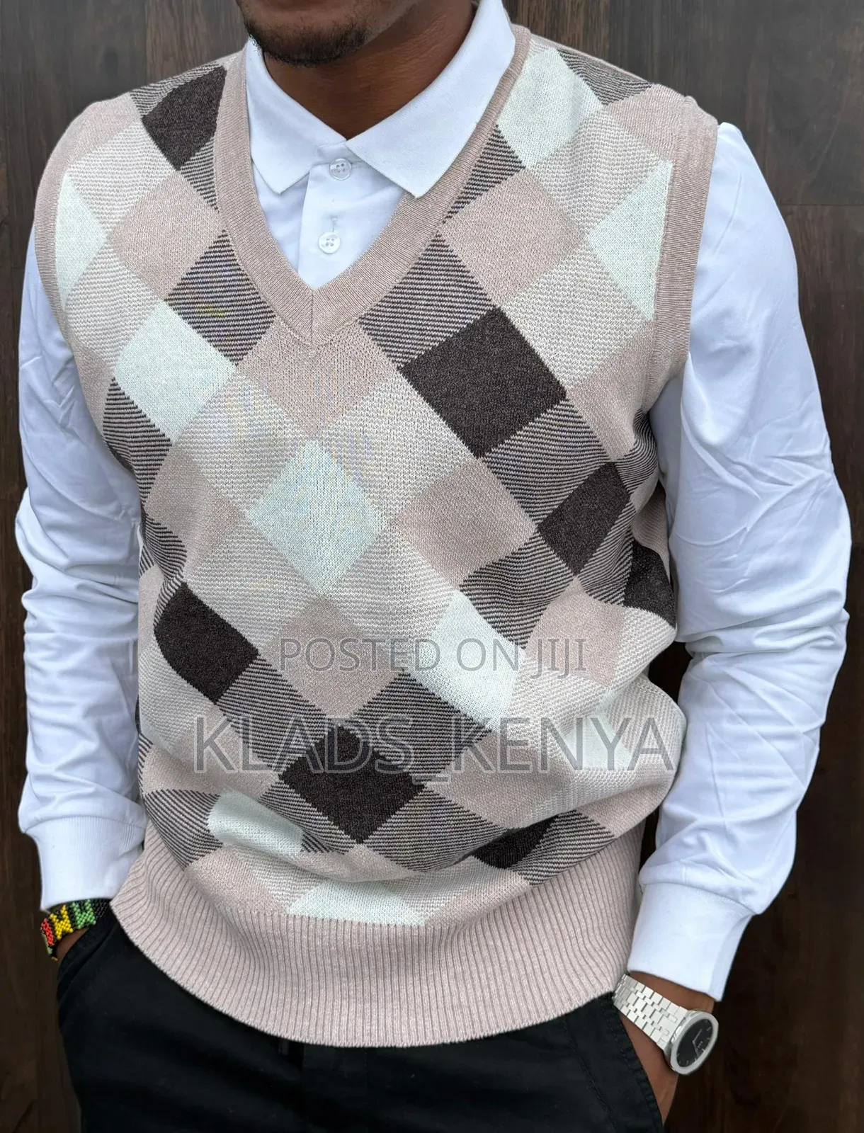 Half Wollen Official Sweaters